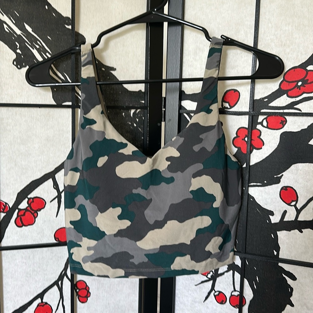 Women’s Aerie Camo Crop Top